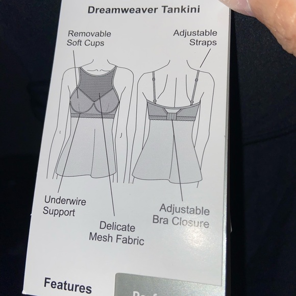 COCO REEF Bra Sized Tankini top swimwear - Picture 5 of 15